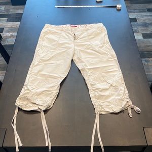 Unionbay cropped size 17 khakis